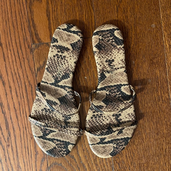 TKEES Gemma Coco Snake Sandals - Worn 1x! - Picture 3 of 5